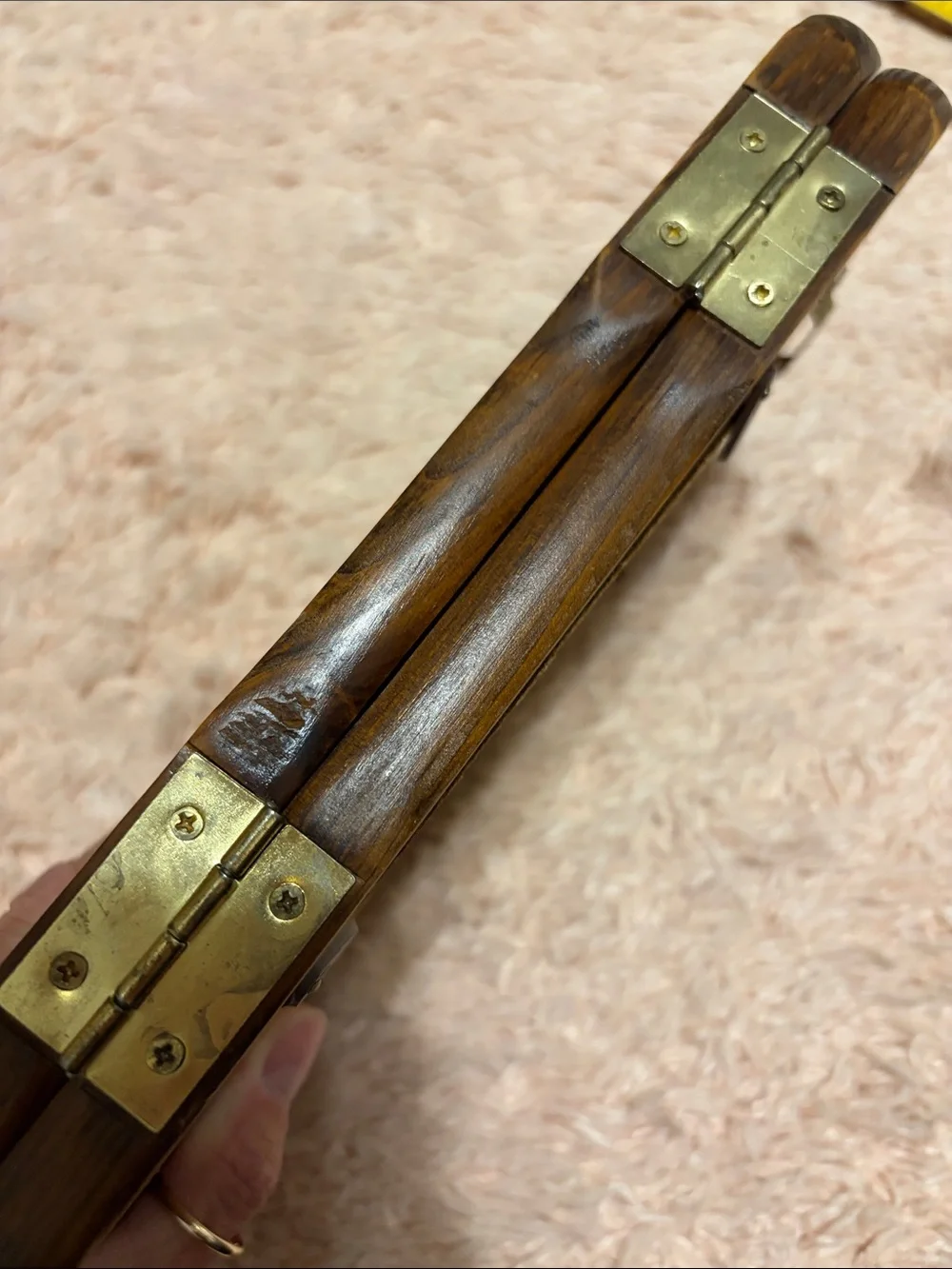 Vintage 80’s dark wood bi-fold Oval opening Frame corner scrollwork brass hinges
